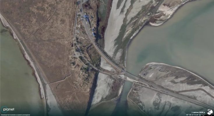 РФ будує резервні переправи між Кримом і окупованою Херсонщиною, готуючись до можливих атак